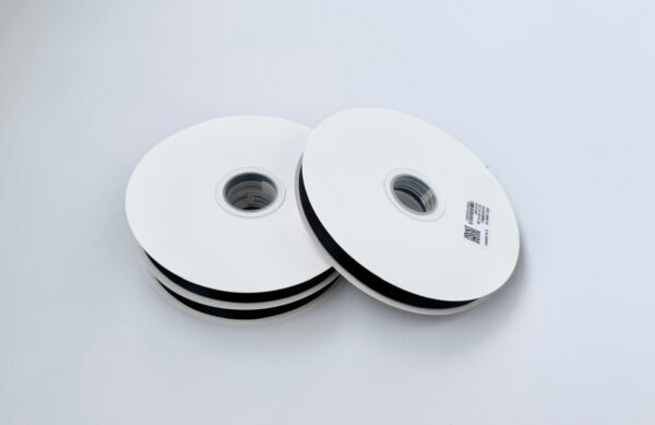 Panglică Double-face satin  16MM/91,4 METRI (Black 030)